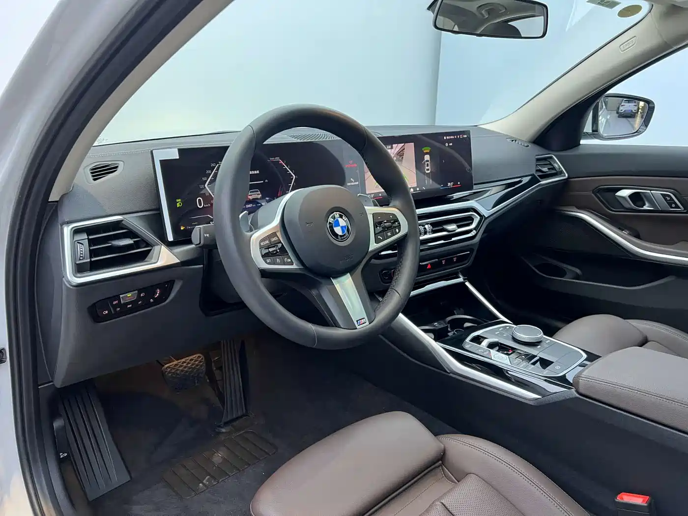 BMW 3 Series 2023 320Li M Sport Package фото 10