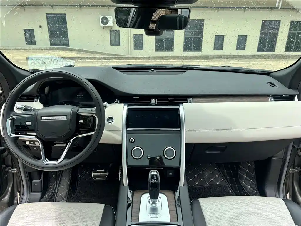 Land Rover Discovery Sport 2021 249PS R-Dynamic HSE Luxury Custom Edition фото 19