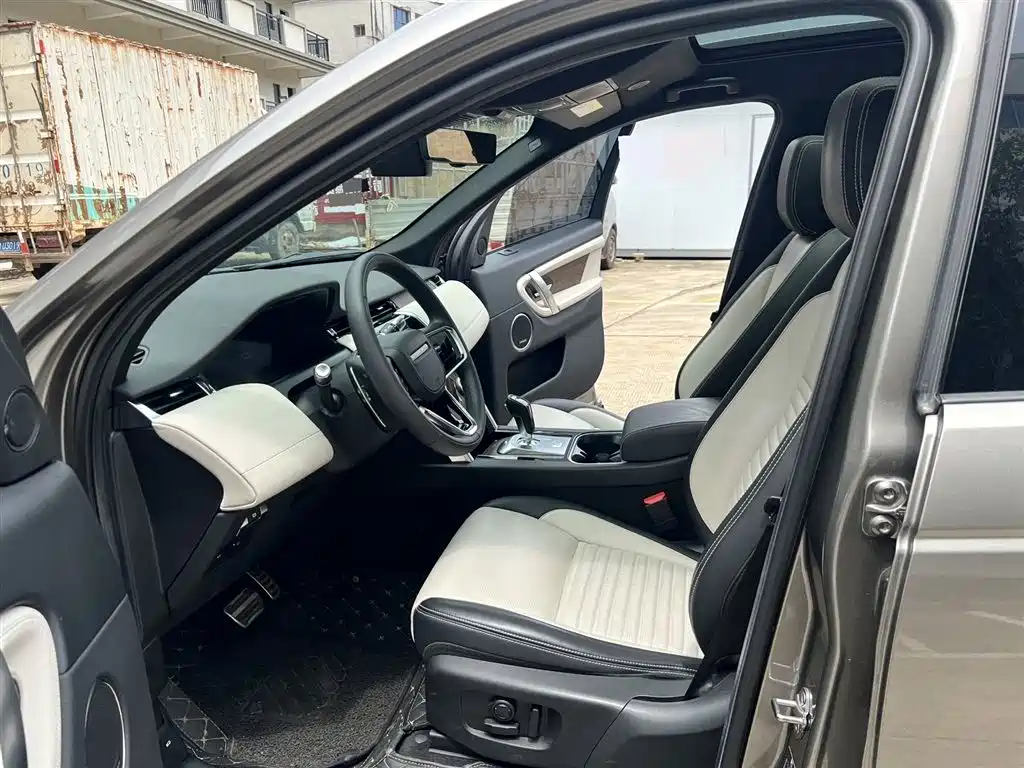 Land Rover Discovery Sport 2021 249PS R-Dynamic HSE Luxury Custom Edition фото 22