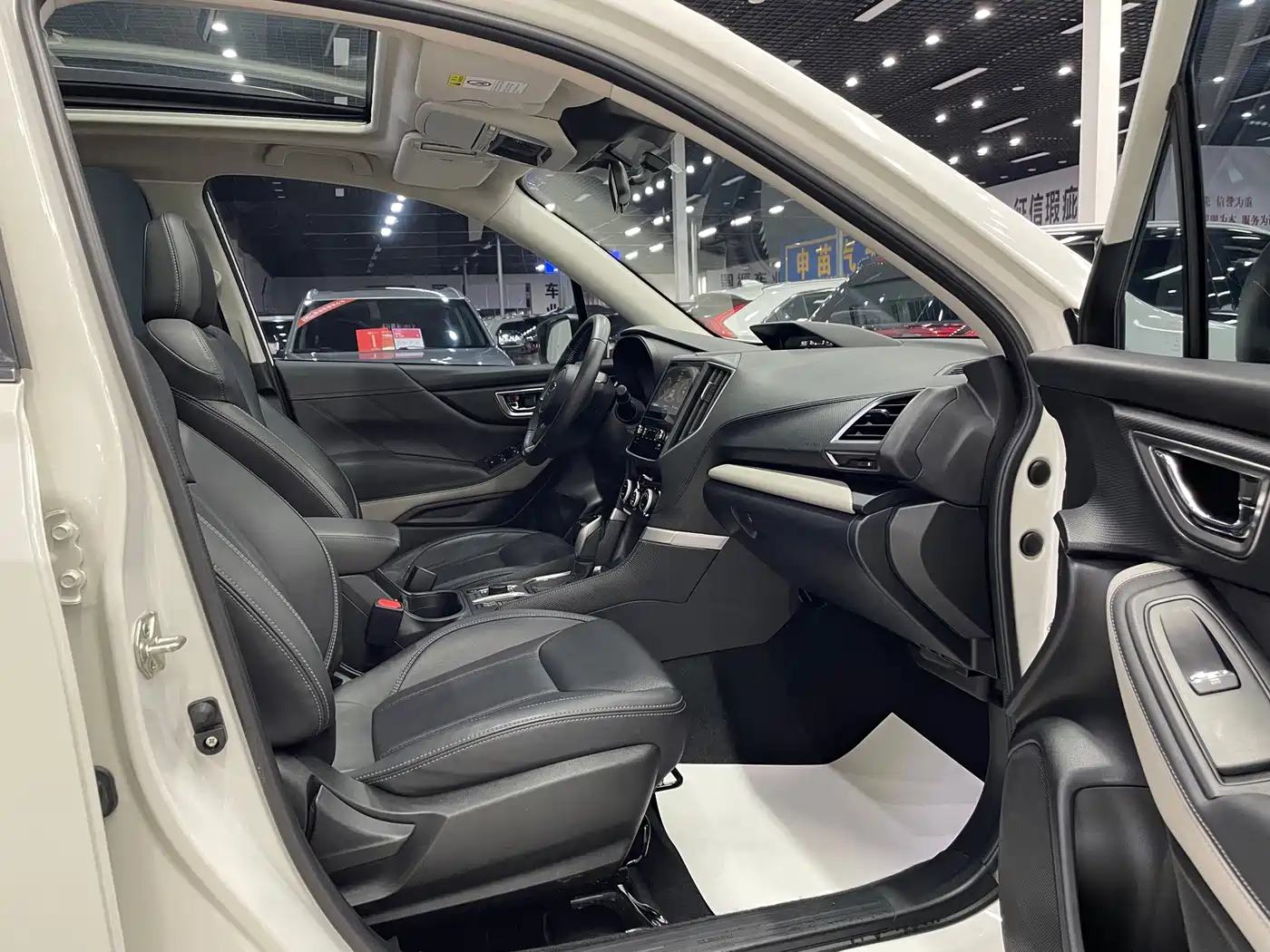 Subaru Forester 2022 2022 2.0i AWD Luxury Edition with EyeSight