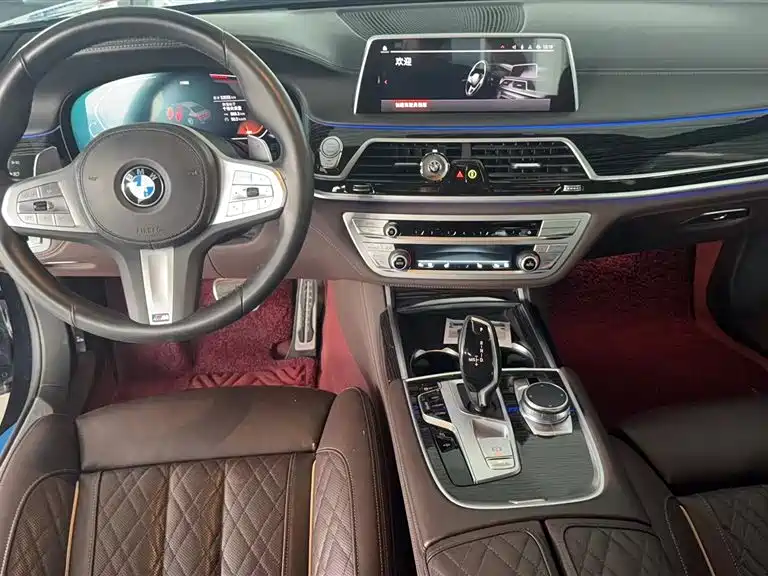 BMW 7 Series 2021 Model 740Li Leading M Sport Package фото 8