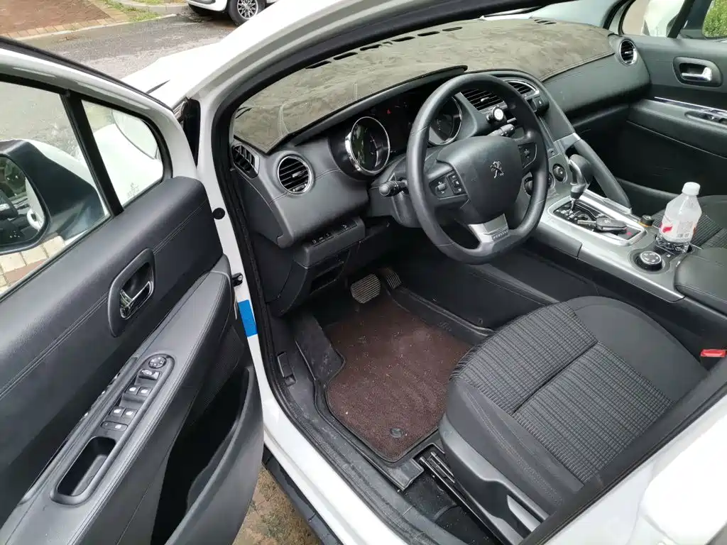 Peugeot 3008 2017 2016 1.6THP Automatic Classic Edition