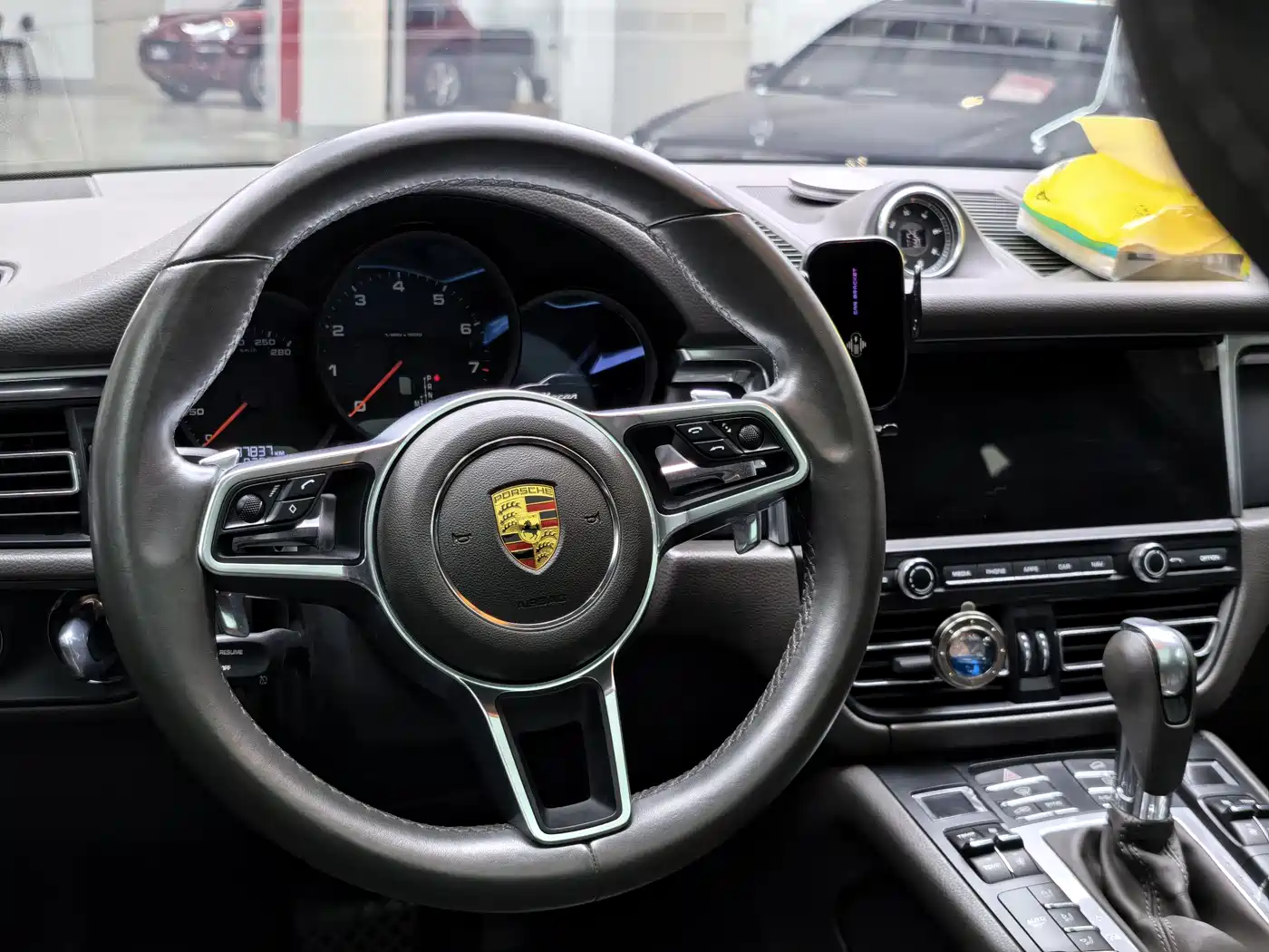 Porsche Macan 2021 Macan 2.0T фото 7