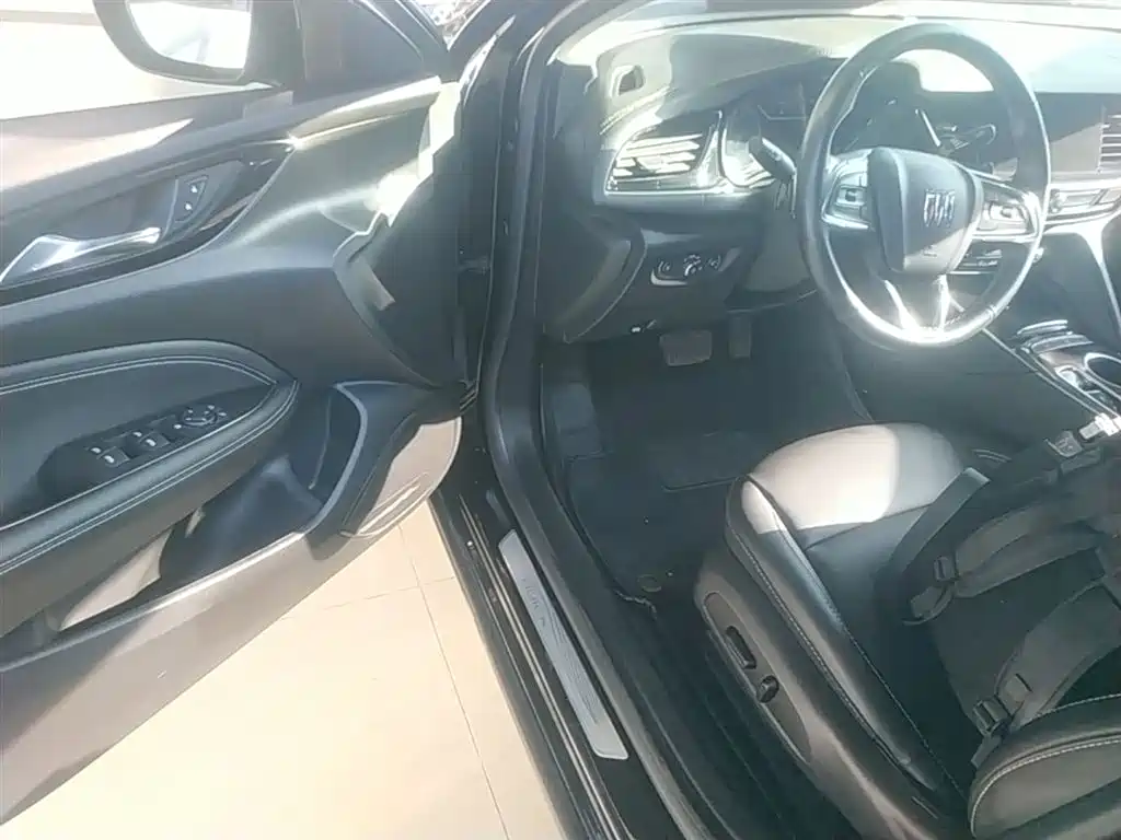 BUICK REGAL
