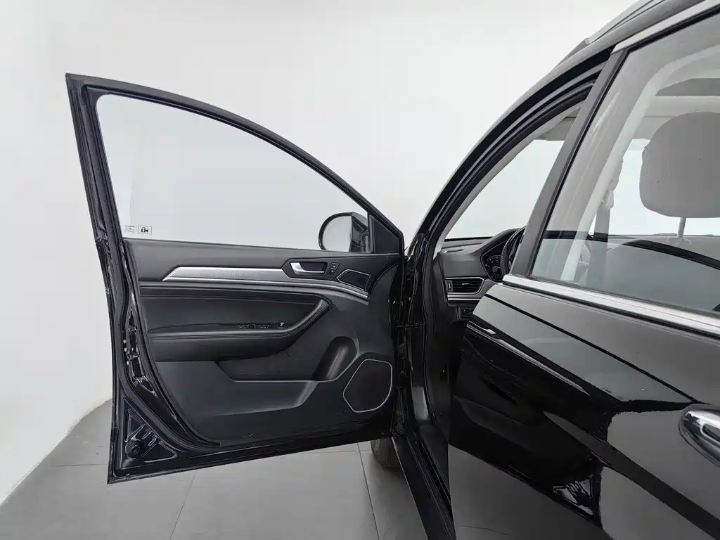 Photo 8 - Haval H6