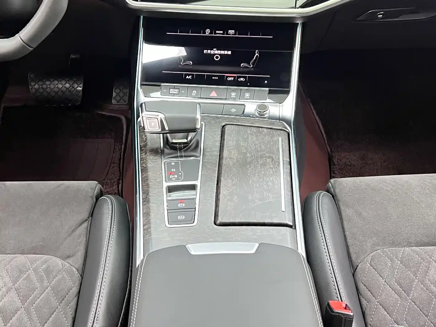 Audi A6L 2022 45 TFSI Premium Dynamic фото 25