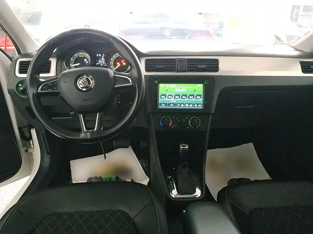 Škoda Skoda Rapid Spaceback 2019 Facelift 1.5L Automatic Comfort Version China V фото 6