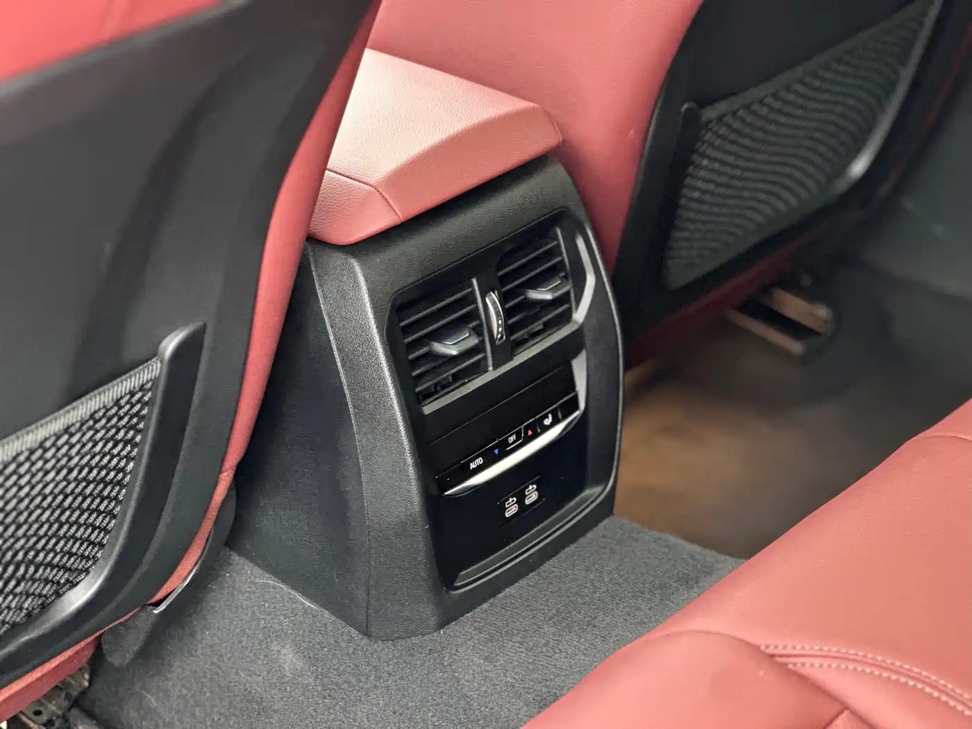 BMW 4 Series 2023 425i Gran Coupe M Sport Shadowline Package фото 12
