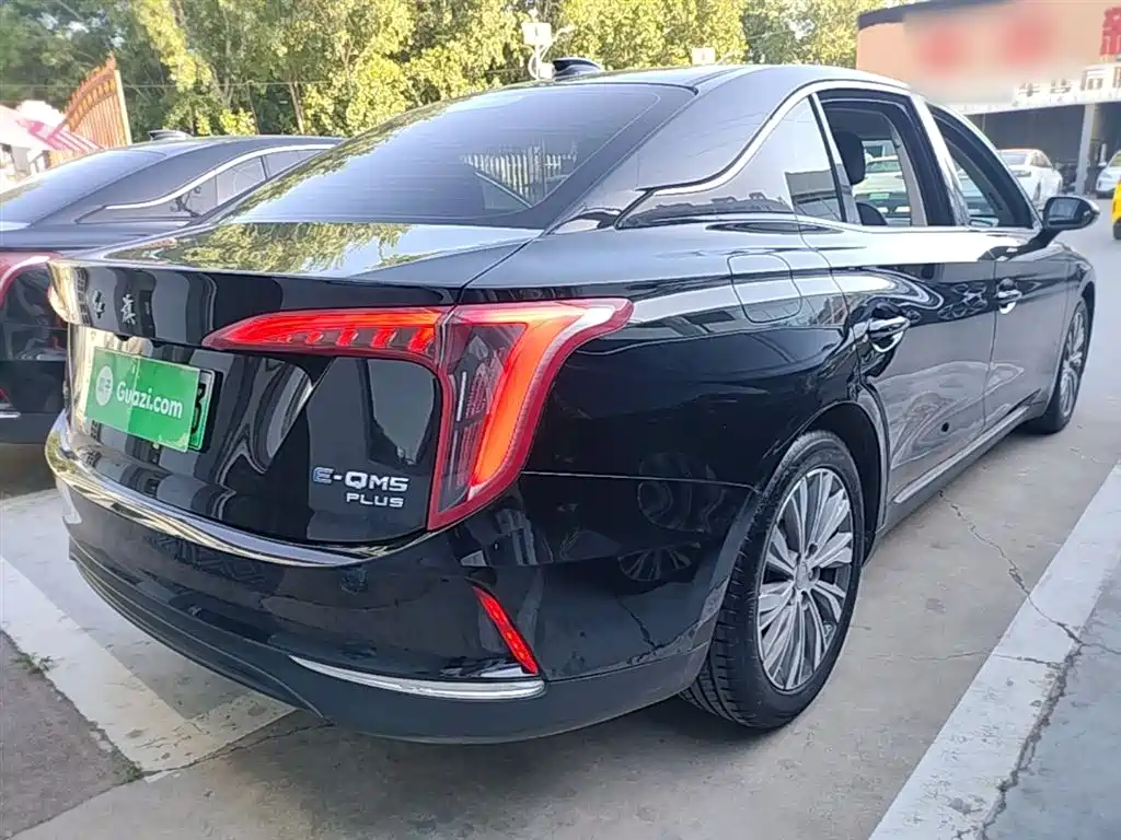 Hongqi E-QM5 2023 620km PLUS фото 6