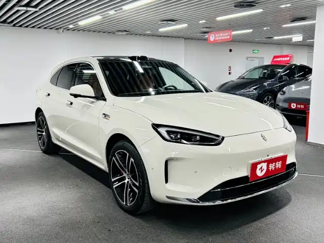 AITO Wenjie AITO M5 2025 Extended Range Ultra AWD фото 3
