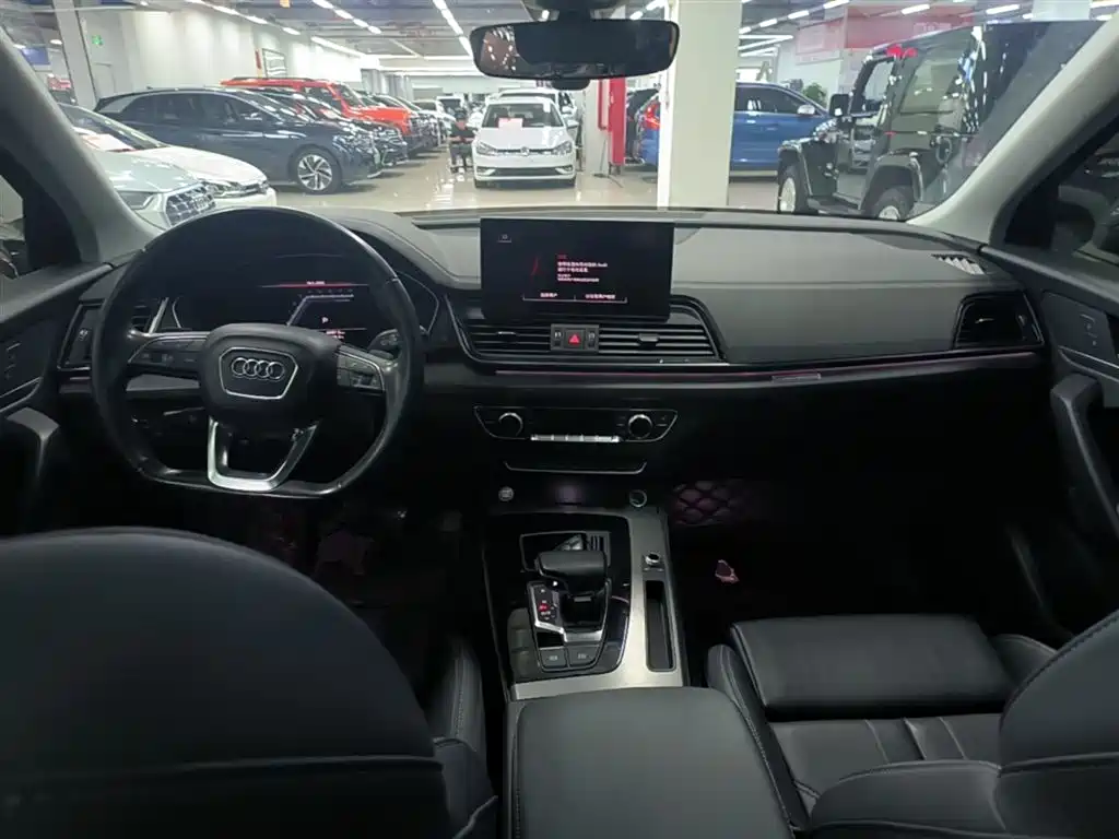 Audi Q5L 2022 40T Luxury Dynamic фото 10