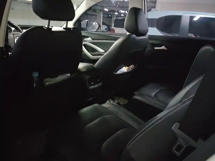 BAOJUN 530