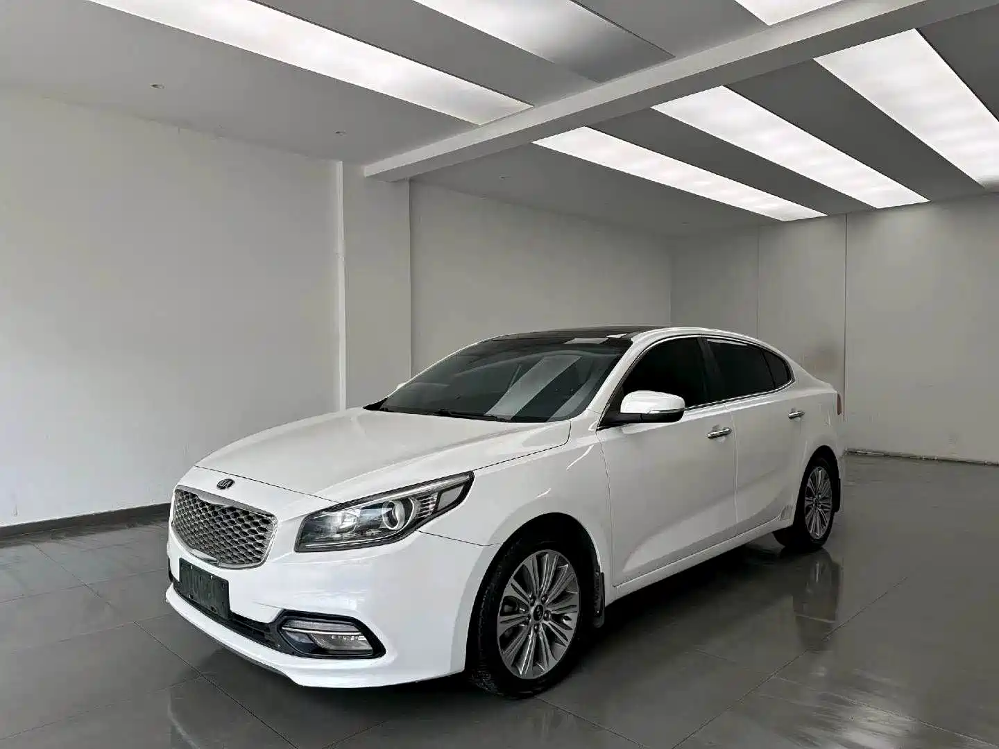 Фото 1 - Kia K4