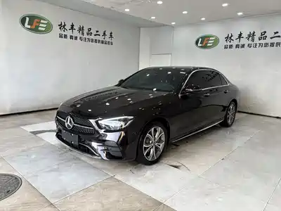 Mercedes-Benz E