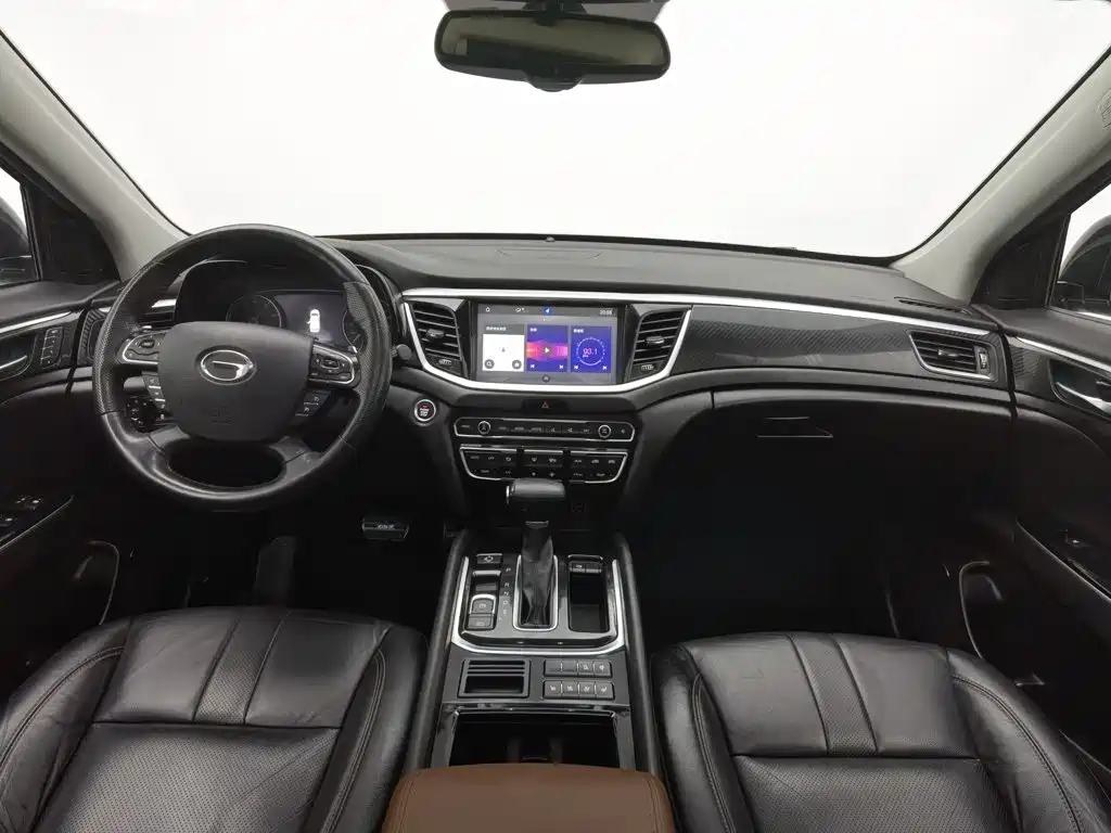 GAC Trumpchi Trumpchi GS7 2018 2017 320T 2WD Luxury Smart Connect