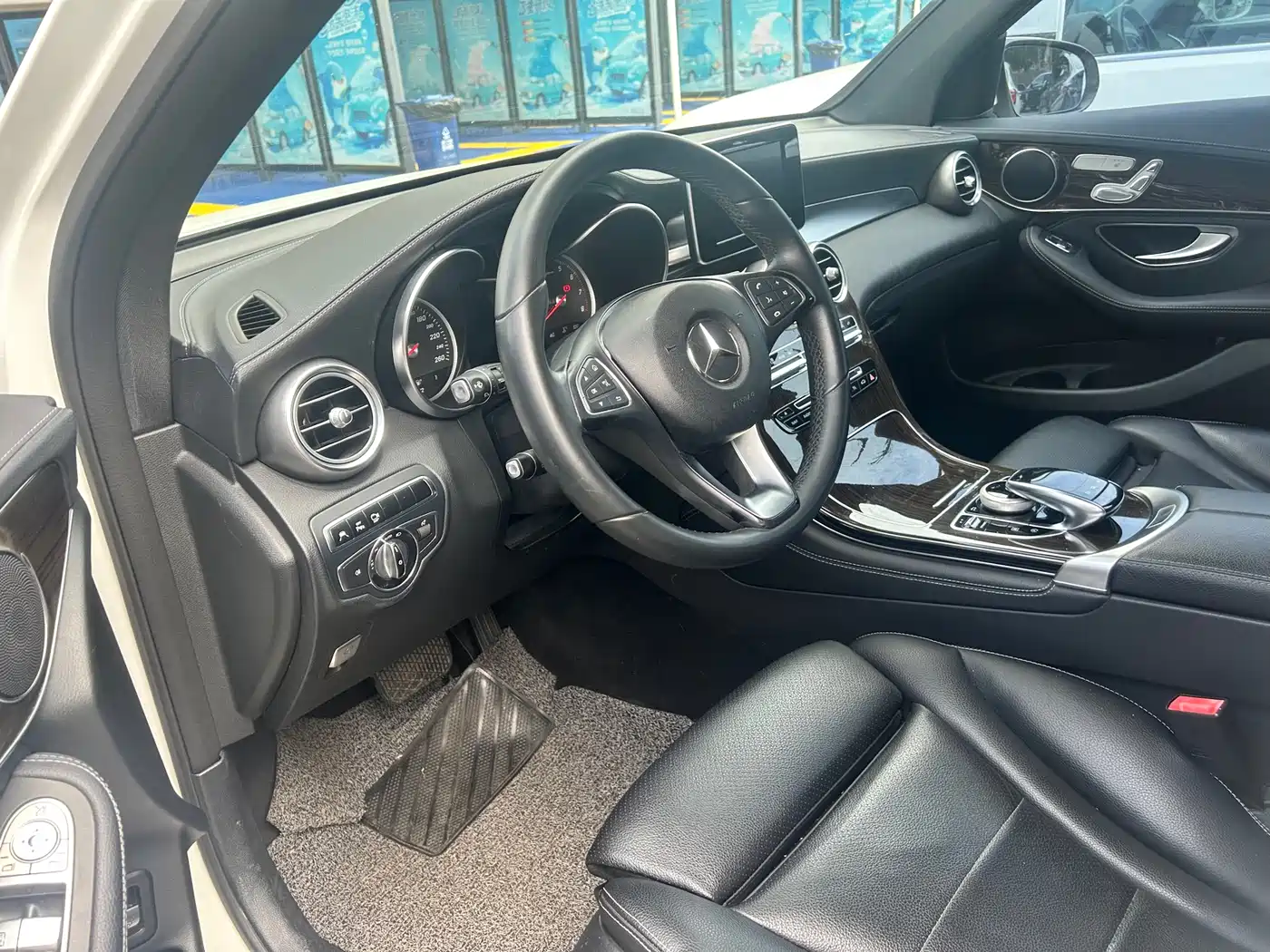 Mercedes-Benz GLC 2016 GLC 260 4MATIC Dynamic фото 8