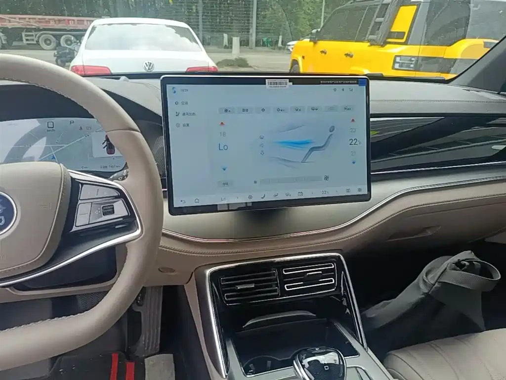 BYD Tang New Energy 2025 Smart Driving Edition DM-i 115KM Flagship фото 13