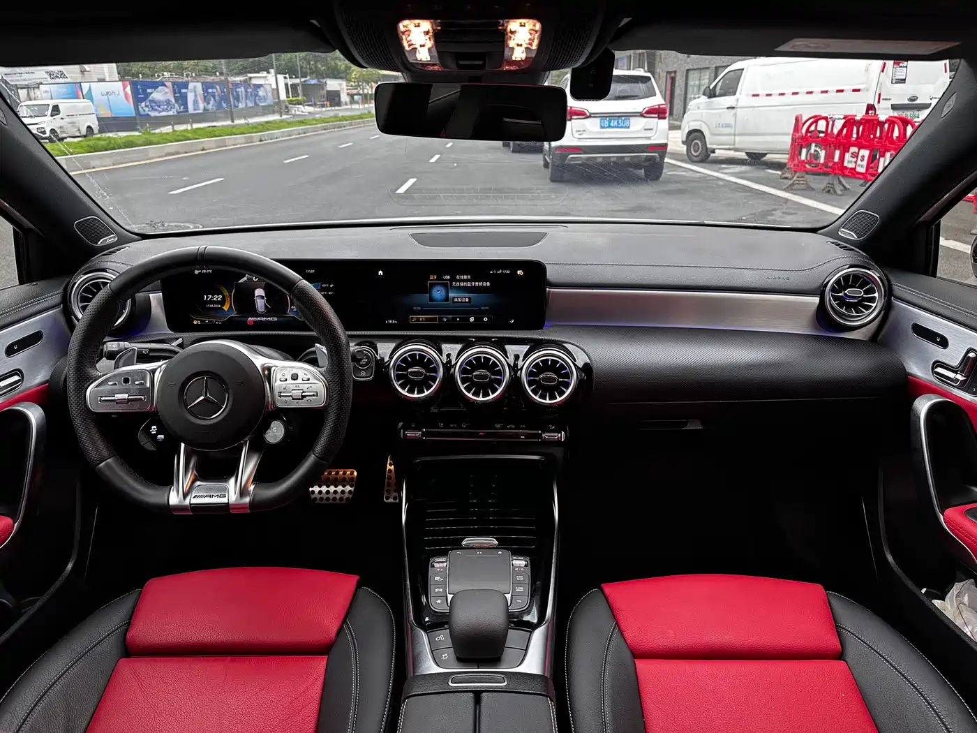 Mercedes-Benz A-Class AMG (Import) 2022 AMG A 35 4MATIC фото 8