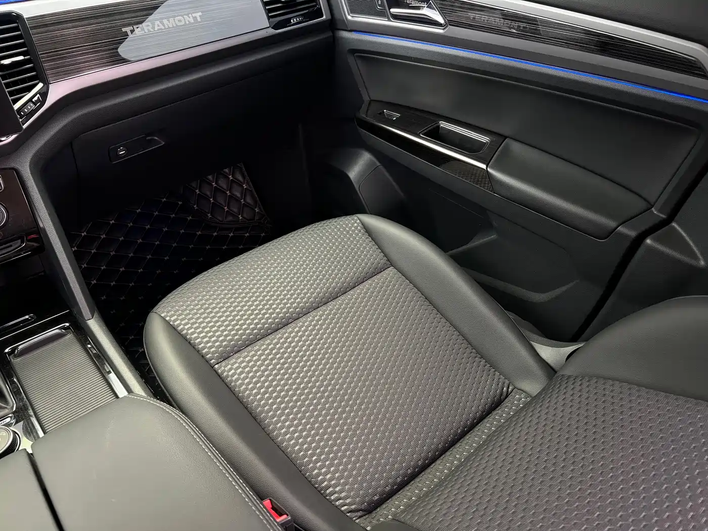 Volkswagen Teramont 2017 380TSI 4WD Comfort Edition фото 27