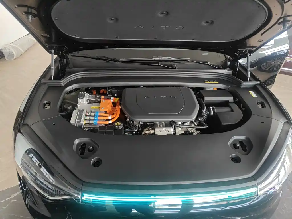 Aito M9 2026 2025 Extended Range Ultra 52kWh 6-Seater