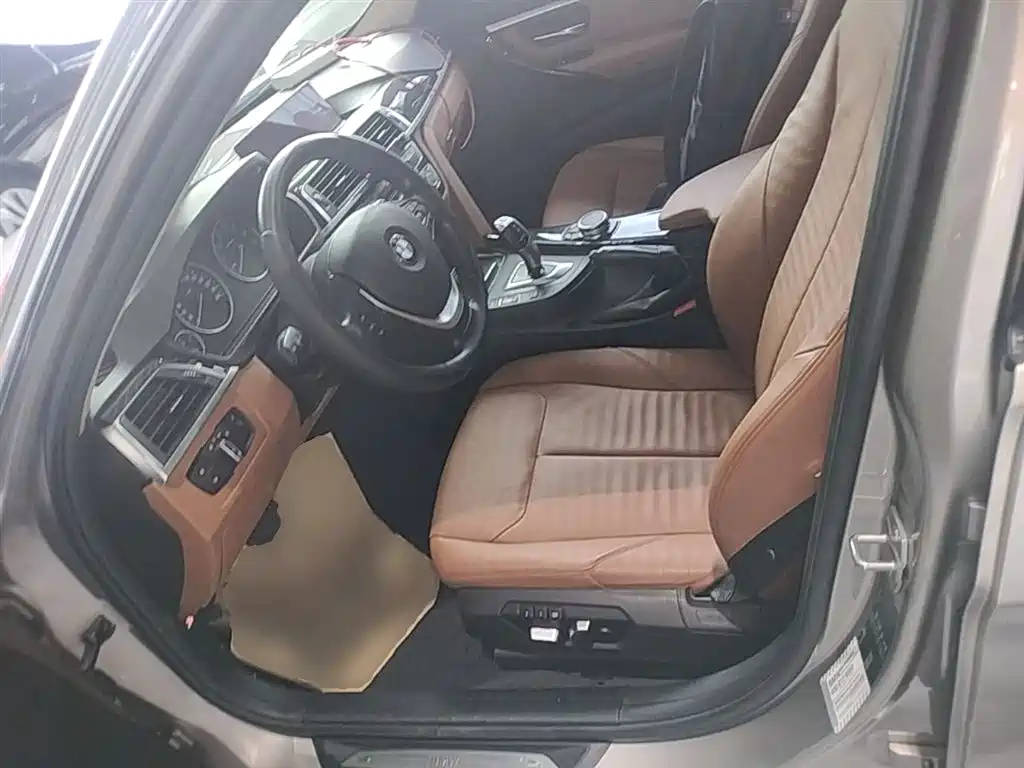 BMW 3 Series 2016 320Li Luxury Design Package фото 15
