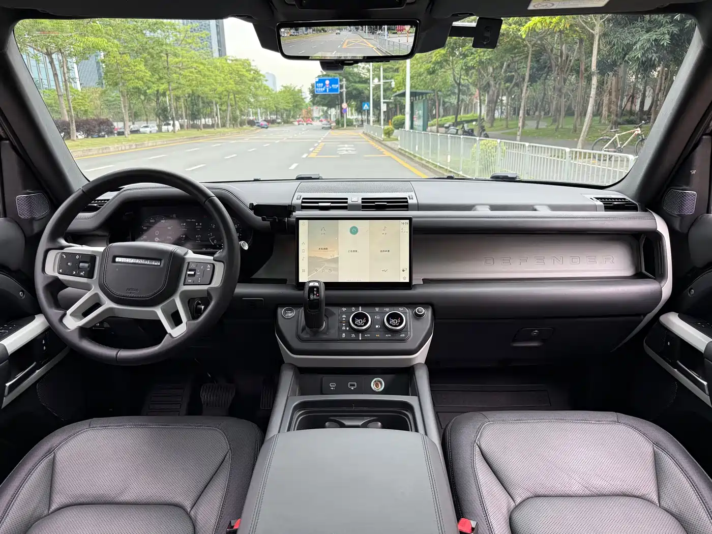 Land Rover Defender 2023 Facelift 110 3.0T P400 X-DYNAMIC HSE фото 6