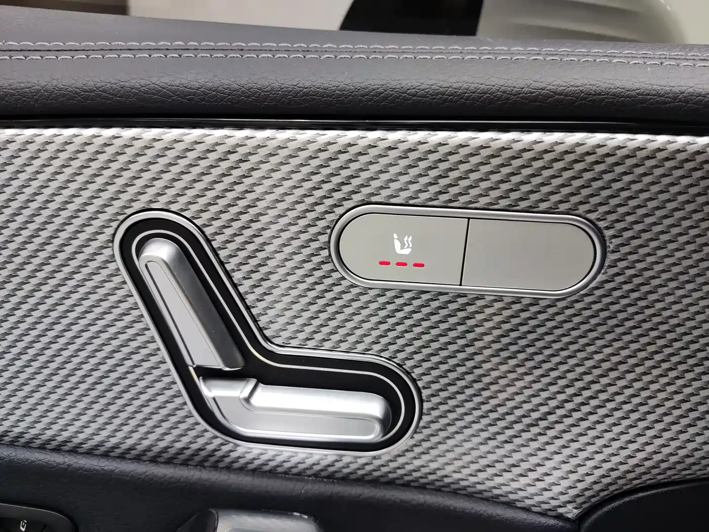 Mercedes-Benz A-Class 2022 A 180 L Sport Sedan фото 15