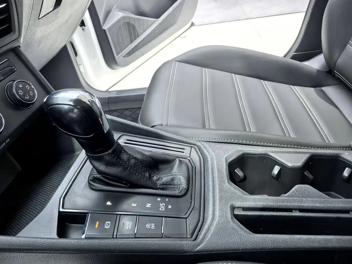 Volkswagen Lavida 2019 1.5L Automatic Trend Edition China VI фото 13