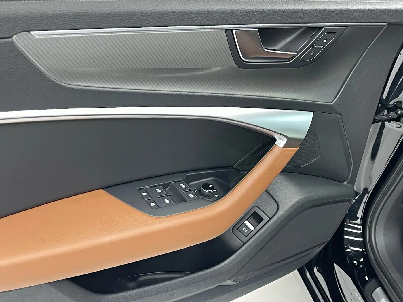 Audi A6L 2019 40 TFSI Luxury Elegance фото 17