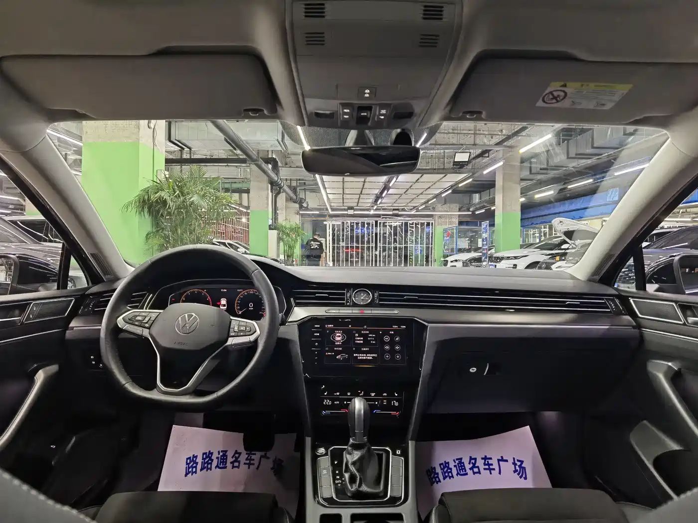Volkswagen Magotan 2020 330TSI DSG Luxury фото 7