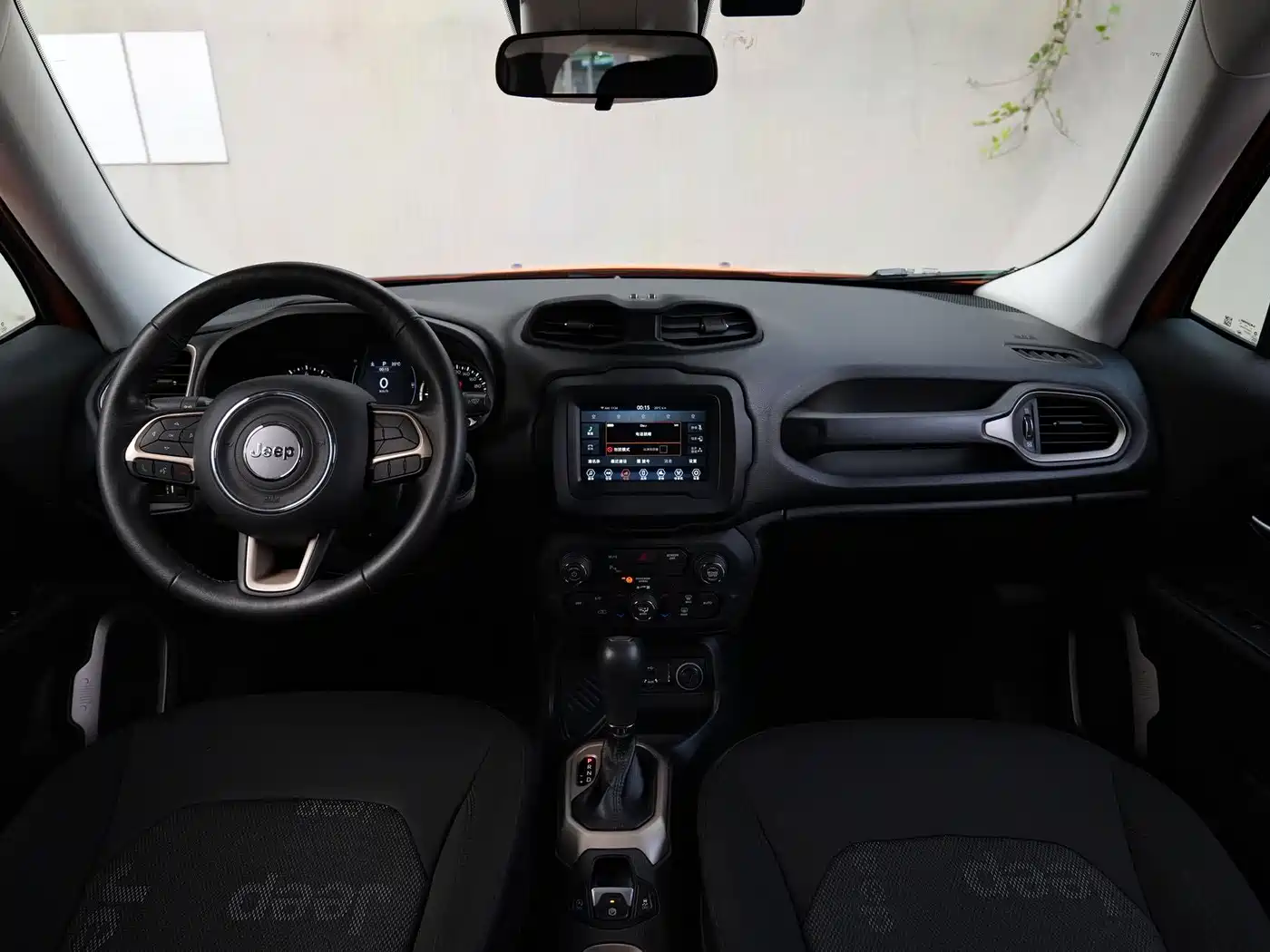 Jeep Renegade 2019 2018 Connected Large Screen Edition 180T Automatic Power