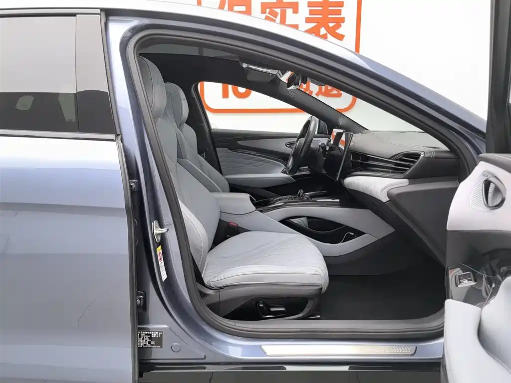 BYD Seal 2022 700km Long Range RWD Edition фото 23