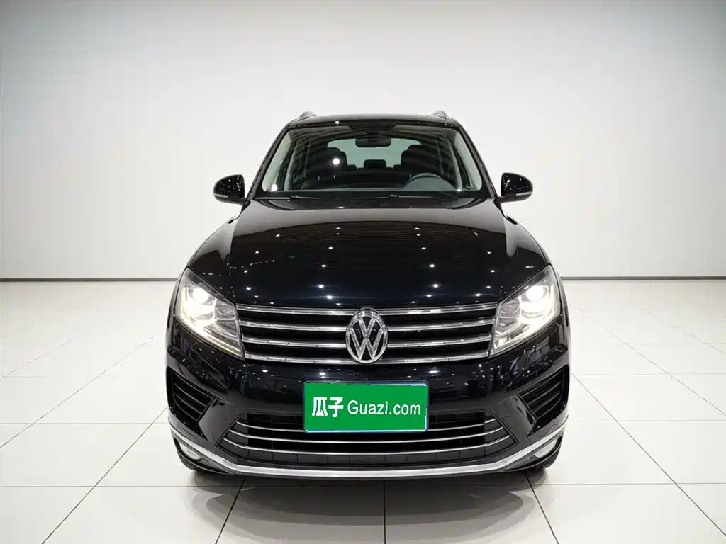 Volkswagen Touareg 2017 3.0TSI Explorer Edition фото 3