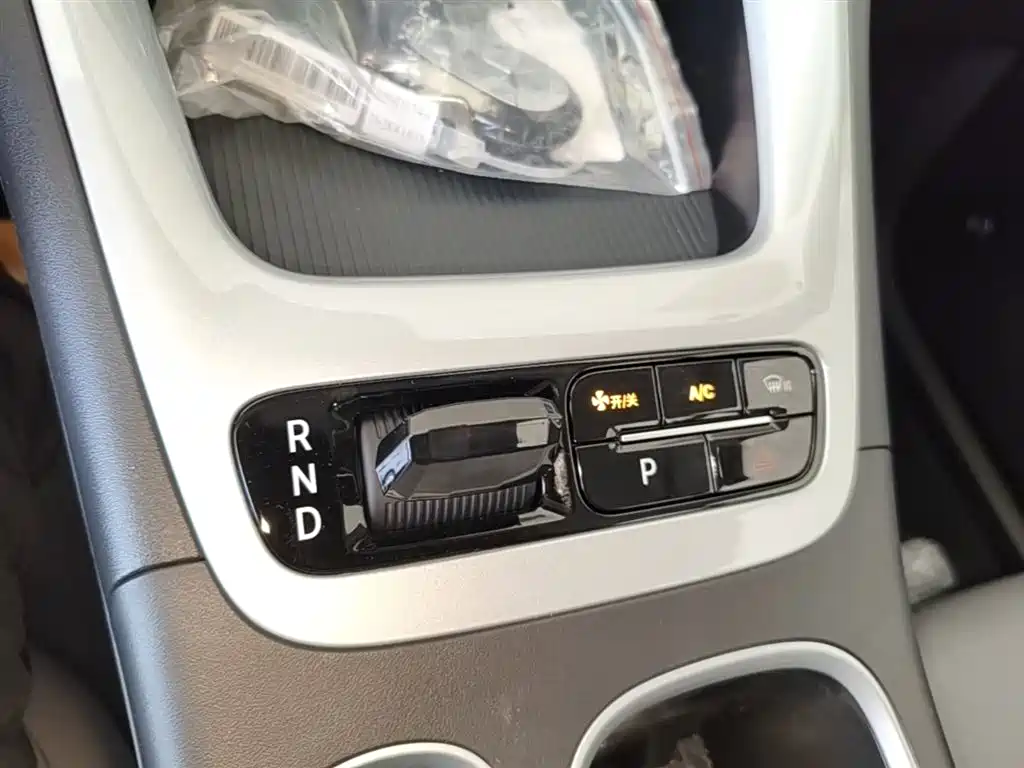 Geely Galaxy Starry Wish 2026 Edition 310km Youth Version фото 14