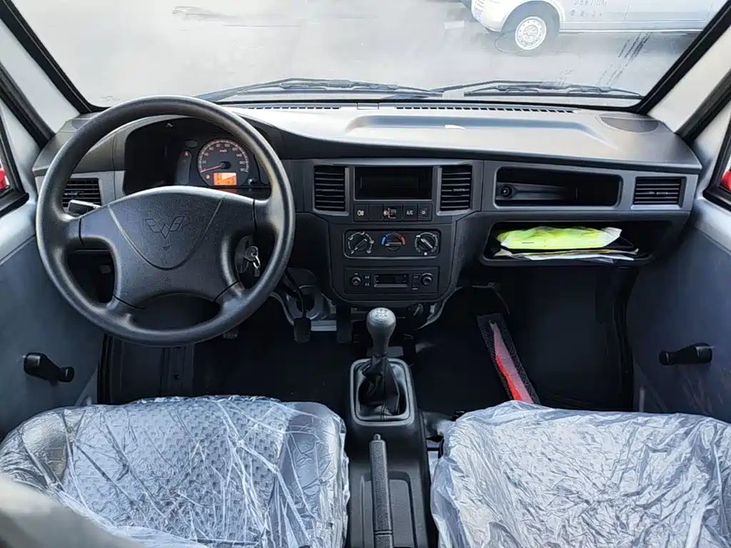 Wuling Motors Wuling Zhiguang 2026 2023 1.5L Utility 5/7-seater