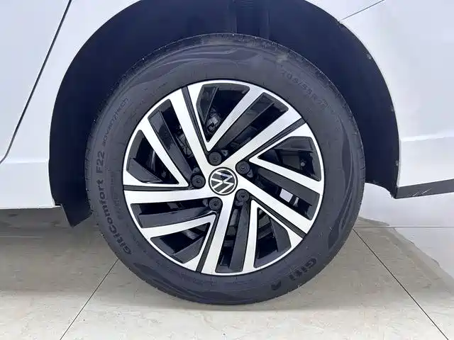 Volkswagen Lavida 2024 Model 1.5L Automatic Starlight 5 Million Edition фото 16