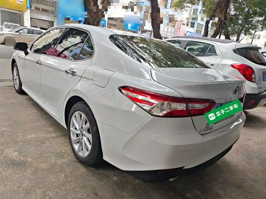 Toyota Camry 2023 Hybrid 2.5HGVP Leading Edition фото 5