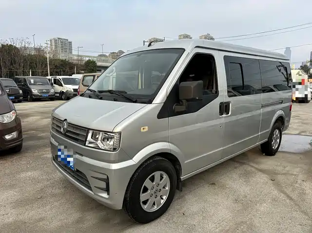Dongfeng Xiaokang C56 2020 1.5L Luxury I DK15C