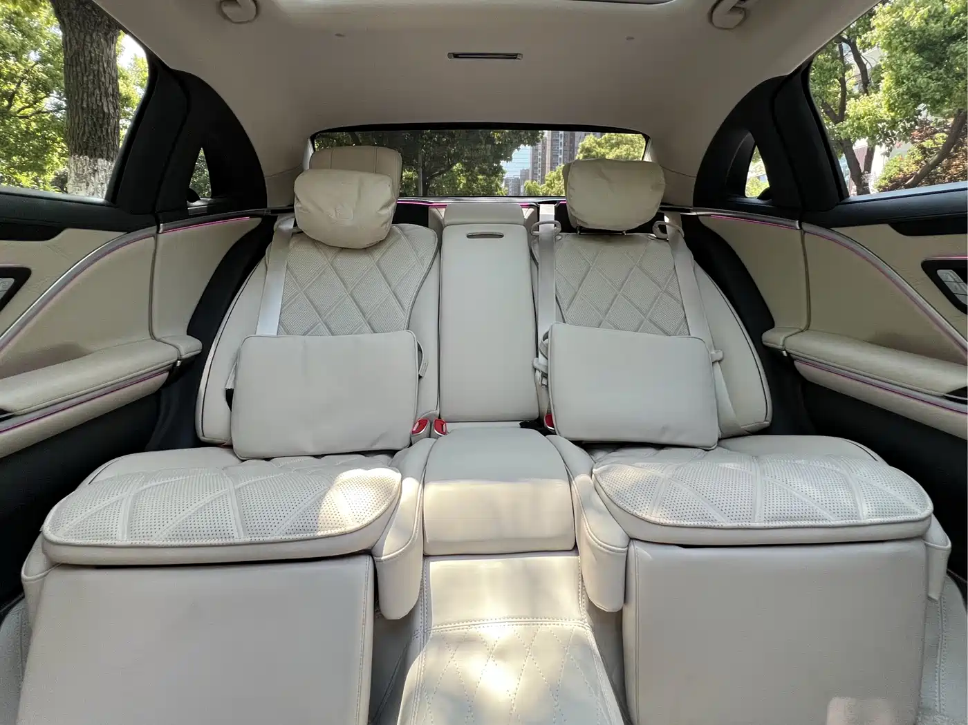 MERCEDES-BENZ MAYBACH S-CLASS