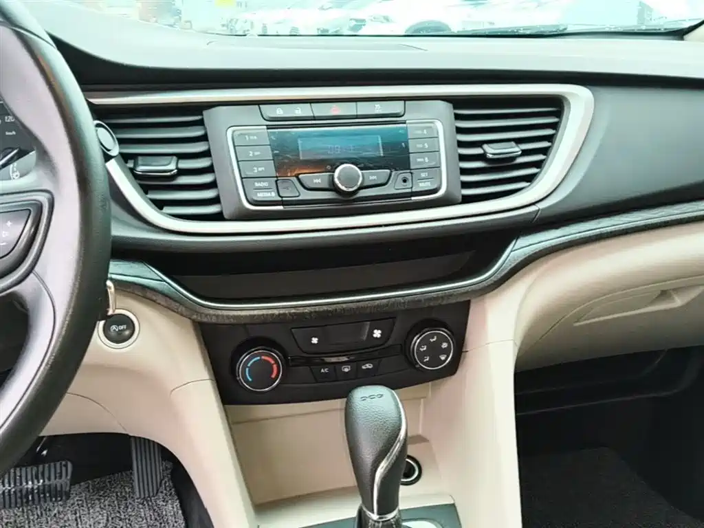 Buick Excelle 2018 15T DCT Progressive (China V) фото 9