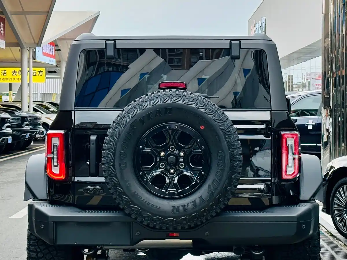 Ford Bronco 2025 2024 2.3T Badlands