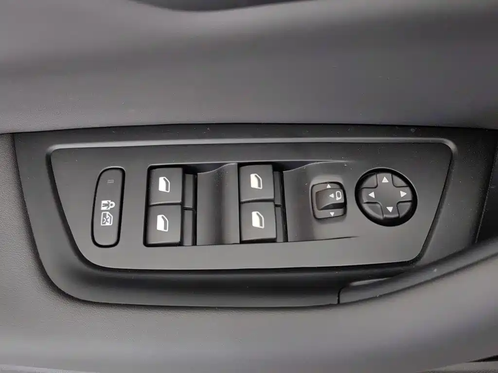 Peugeot 508 2026 2025 508L 400THP Dynamic Flagship
