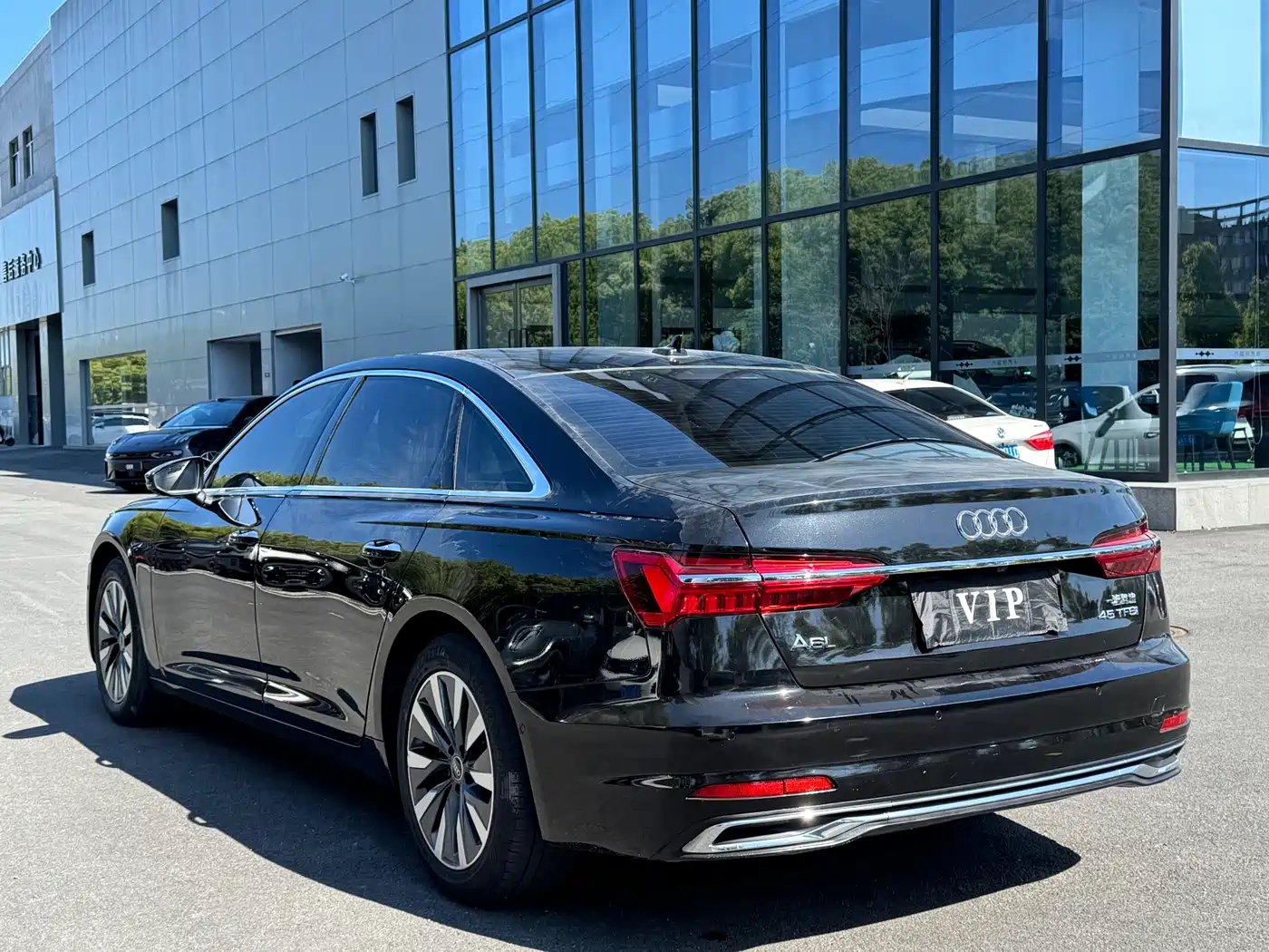 Audi A6L 2024 45 TFSI Premium Elegance фото 26