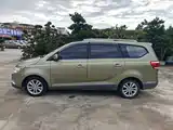 Фото 4 - Baojun 730