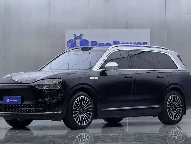 AITO Wenjie AITO M9 2024 Model Extended Range Ultra Edition 52kWh 5-Seater — фото 1