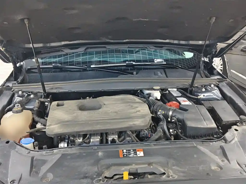 FORD TAURUS