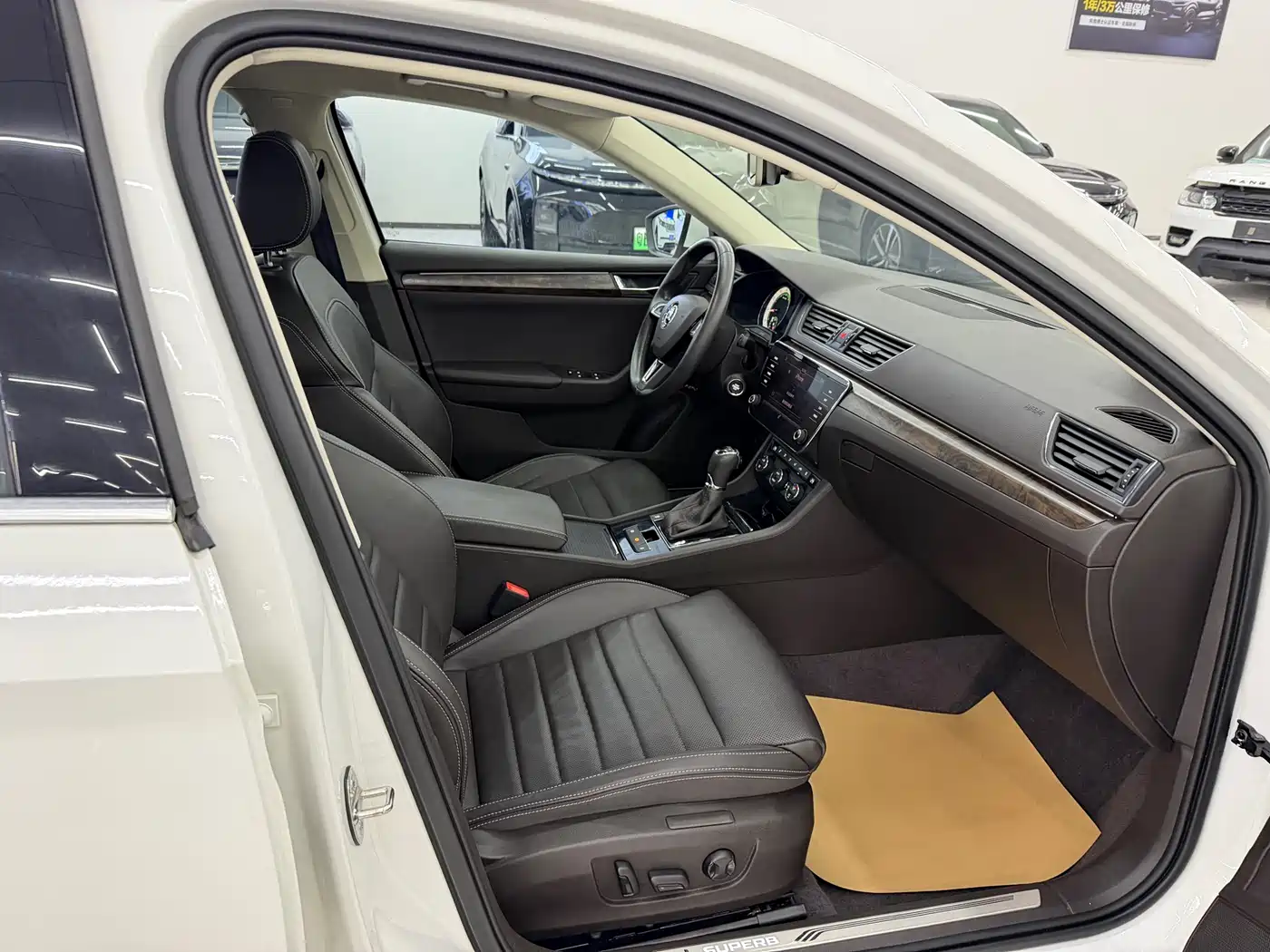 Škoda Superb 2018 TSI380 DSG Flagship Edition China V фото 8