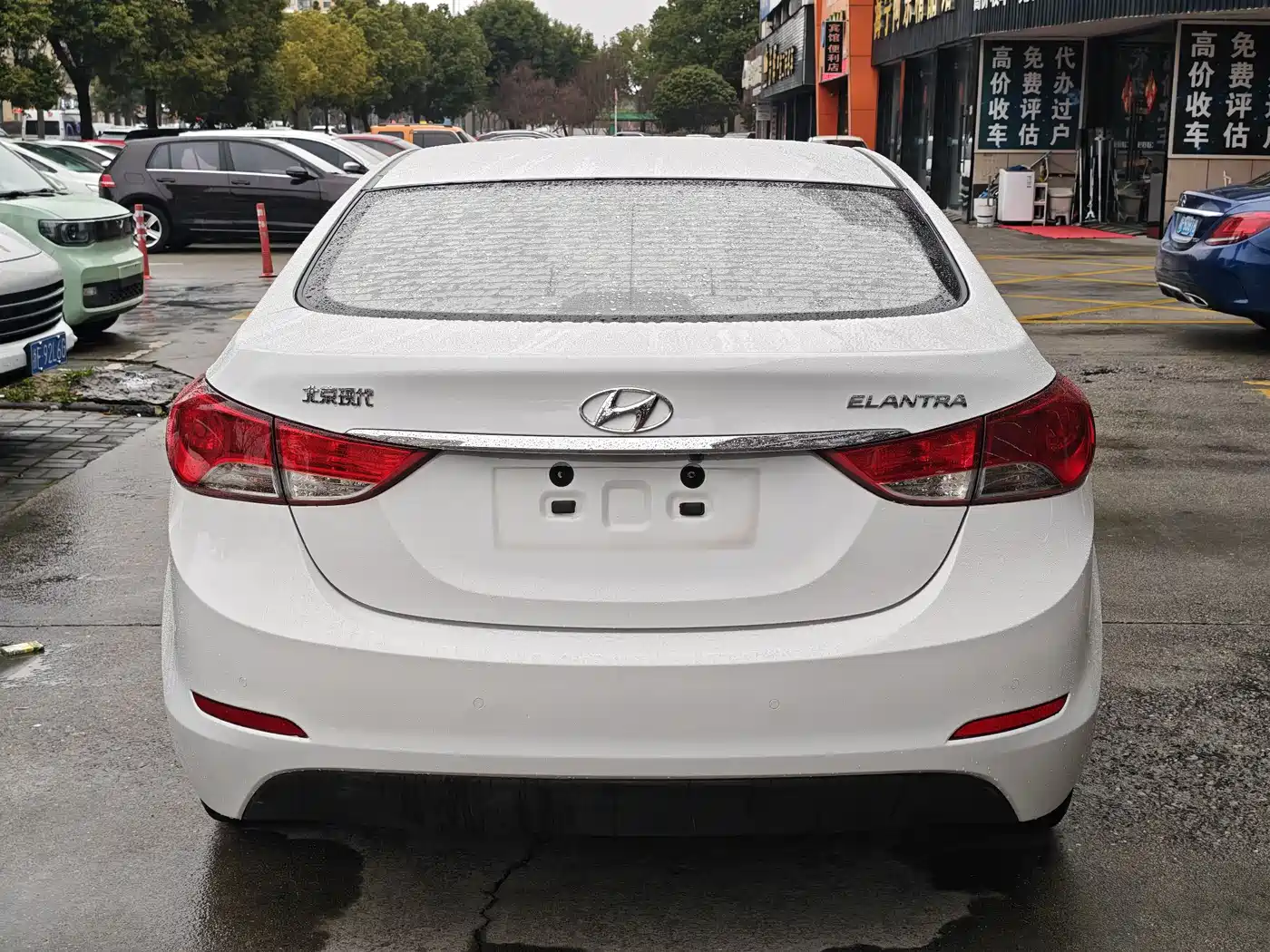 Hyundai Langdong 2012 1.6L Automatic Leading фото 4