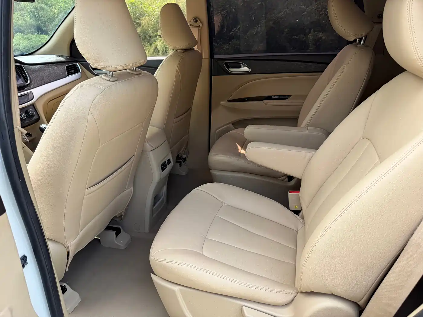 Baojun 730 2019 2016 1.5L Manual Premium 7-Seater (China V)