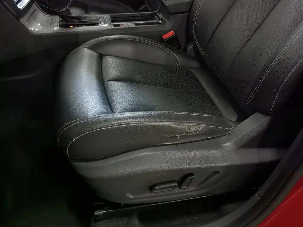Roewe RX5 2016 2016 20T 2WD Automatic Internet Smart Edition